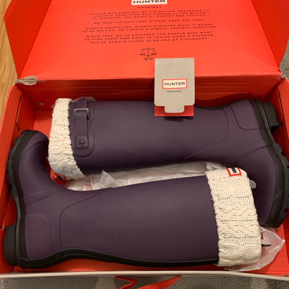 New Hunter Women's Original Tall Snow Boot With Socks - Dark Plum
